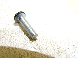 NEW FINE THREAD METRIC SCREW PAINTED BLK PKILLIPS HEAD SIZE:2 1/8X3/8