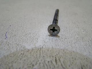 NEW PHILLIPS FLAT HEAD WOOD SCREW SIZE:1X1/4 