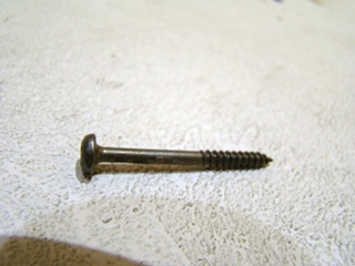 NEW INTERIOR BRASS SCREW SQUARE HEAD SIZE: 2 1/2X1/8 