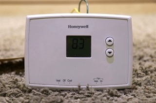 USED RV HONEYWELL WALL THERMOSTAT MOTORHOME PARTS FOR SALE