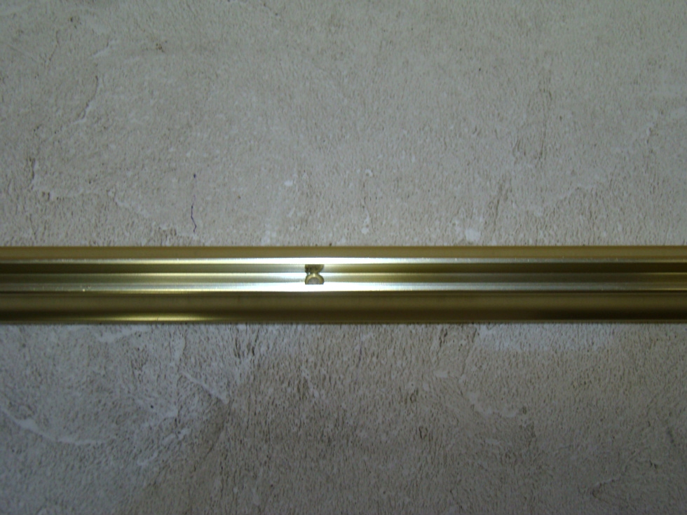 NEW GOLD MOLDING 19