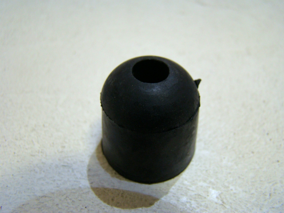 RUBBER CAPS SIZE:1/2INCH