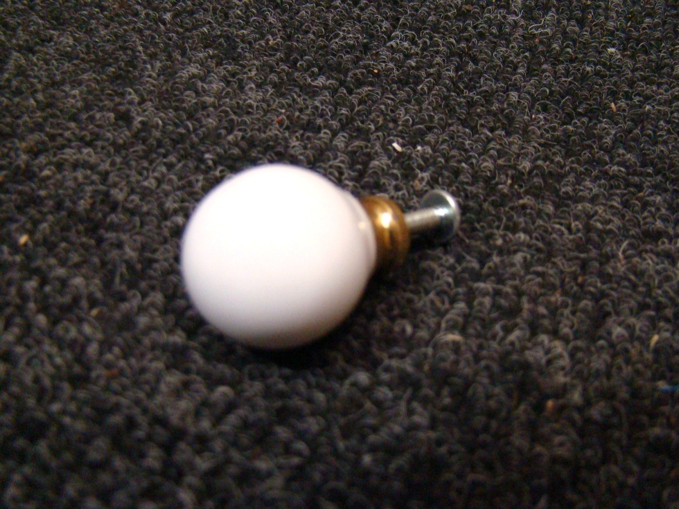 NEW WHITE WITH BRIGTH BRASS END PULL KNOB  P/N: BP-726-30 PRICE:$10.00 FOR 10 