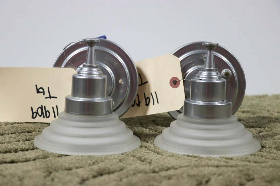 USED SET OF 2 ADJUSTABLE SCONCE WALL LIGHT FIXTURES RV PARTS FOR SALE